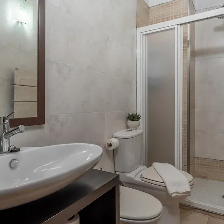 Tuguest Elvira Apartmán *